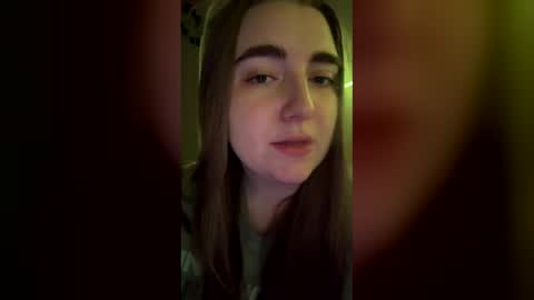 Snapshot of barry_bailey chatting on 05-14-26, 05:31 Sue online show from 05-14-26, 05:31