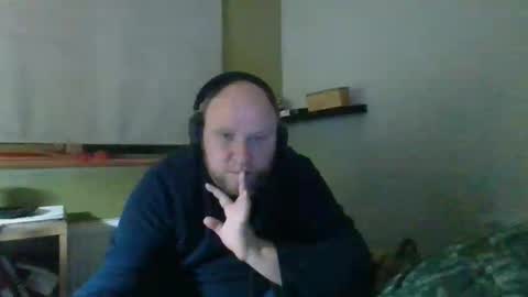 Snapshot of bart_poland chatting on 06-07-26, 01:10 bart_poland online show from 06-07-26, 01:10