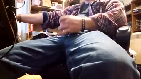 Snapshot of bartender3127 chatting on 11-17-25, 08:58 bartender3127 online show from 11-17-25, 08:58