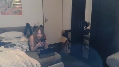 Snapshot of baseddutch chatting on 10-10-25, 07:02 baseddutch online show from 10-10-25, 07:02