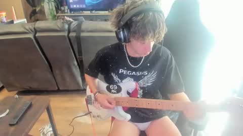 ryan online show from 04-05-26, 09:12