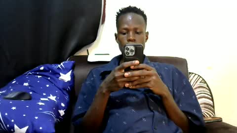 Snapshot of bashlouis1 chatting on 06-27-26, 08:52 bashlouis1 online show from 06-27-26, 08:52