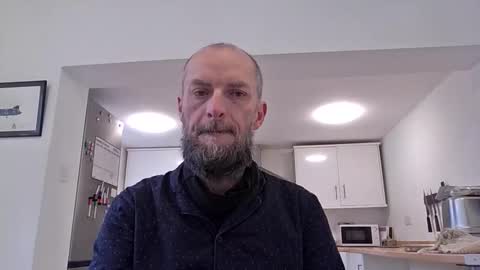 Snapshot of basiccamguy chatting on 04-11-26, 07:35 basiccamguy online show from 04-11-26, 07:35