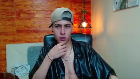 Bastian online show from 12-25-24, 02:57