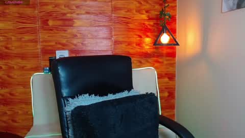 Bastian online show from 01-25-25, 04:56