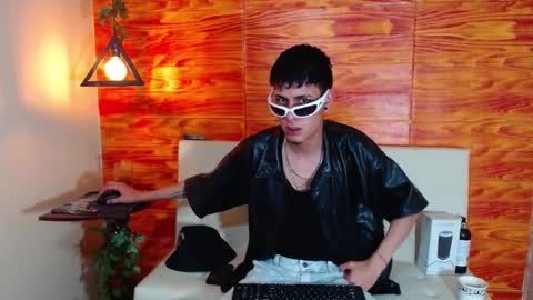 Bastian online show from 03-11-25, 02:43