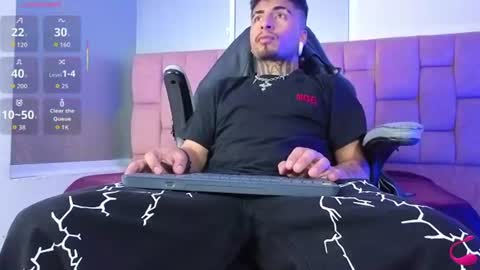 Snapshot of bastian66_ chatting on 06-15-26, 02:03 bastian66_ online show from 06-15-26, 02:03