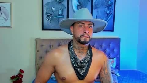 bastian_jones1 online show from 01-06-25, 10:58