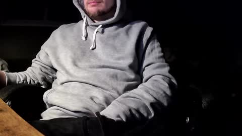 Snapshot of batman024 chatting on 02-09-25, 04:46 TreeKing online show from 02-09-25, 04:46