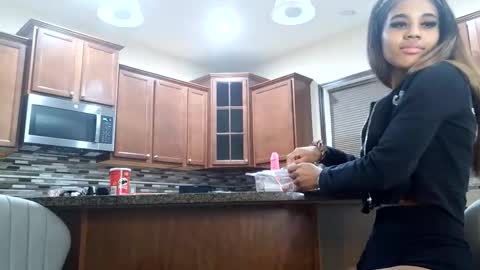 bayliierobins online show from 02-17-26, 12:07