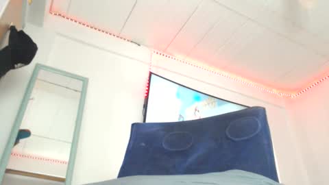 Snapshot of bayoletsweett chatting on 10-07-25, 04:15 deivid online show from 10-07-25, 04:15