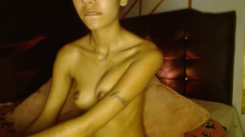 Snapshot of bayonettaxxx chatting on 10-01-25, 11:33 sexi baby online show from 10-01-25, 11:33