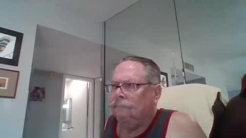 Single Grandpa in Florida. Love to C2C and have Fun Privately online show from 02-11-26, 08:36