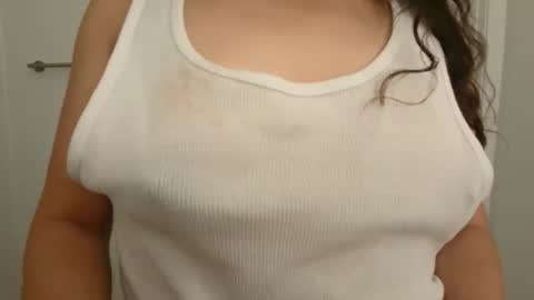 Snapshot of bbbaby03 chatting on 10-26-25, 09:15 bbbaby03 online show from 10-26-25, 09:15