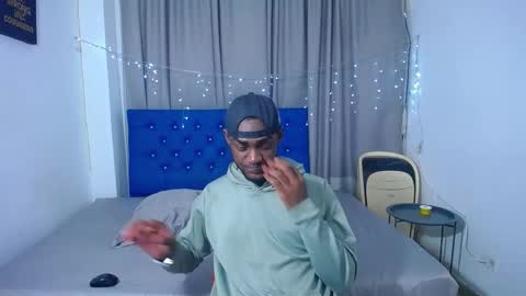 Andrew  online show from 09-30-25, 03:22