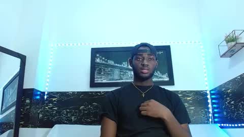 Andrew  online show from 10-02-25, 03:02