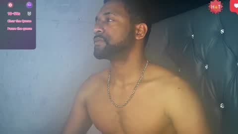 Snapshot of bbcblackhot33 chatting on 01-11-25, 05:31 john online show from 01-11-25, 05:31