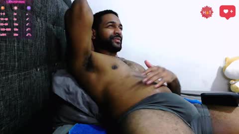 Snapshot of bbcblackhot33 chatting on 02-07-25, 04:06 john online show from 02-07-25, 04:06