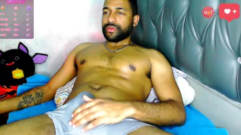 Snapshot of bbcblackhot33 chatting on 03-12-25, 02:52 john online show from 03-12-25, 02:52