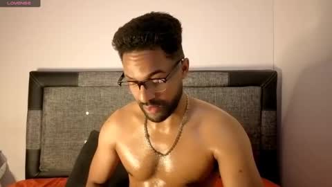 Snapshot of bbcblackhot33 chatting on 10-08-25, 05:16 john online show from 10-08-25, 05:16