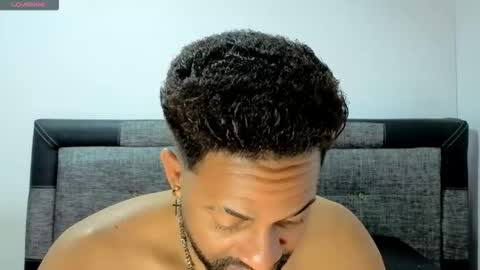 Snapshot of bbcblackhot33 chatting on 11-03-25, 04:03 john online show from 11-03-25, 04:03