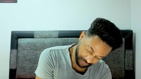 Snapshot of bbcblackhot33 chatting on 11-08-25, 04:12 john online show from 11-08-25, 04:12