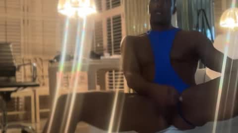 Snapshot of bbcforyourthroat chatting on 11-03-25, 10:49 305BBC online show from 11-03-25, 10:49