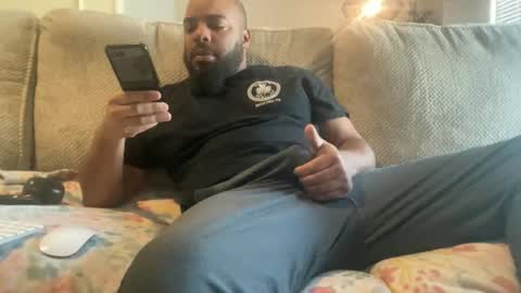 Snapshot of bbcfun44 chatting on 12-20-24, 04:36 Zaddy online show from 12-20-24, 04:36