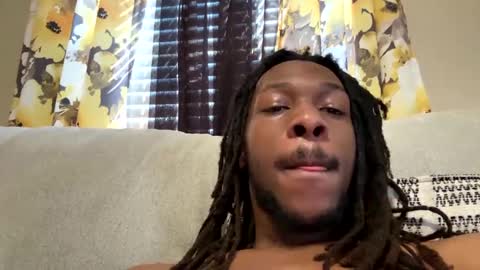 Snapshot of bbcslanger027 chatting on 02-14-25, 05:14 bbcslanger027 online show from 02-14-25, 05:14