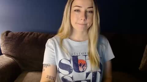 bbgirlnextdoor online show from 05-25-26, 10:21