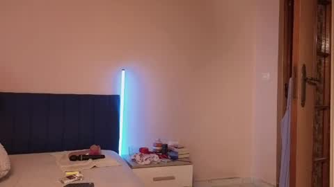 Love online show from 06-08-26, 11:49