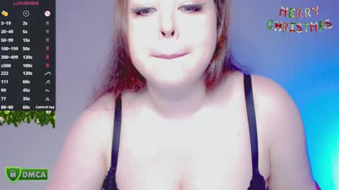 Snapshot of bbw_molly chatting on 12-18-24, 12:21 Molly online show from 12-18-24, 12:21