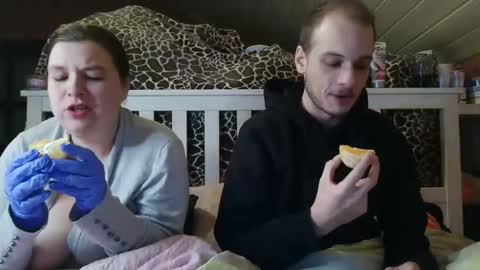 Snapshot of bbwbigbreastscouplelove chatting on 02-21-26, 11:39 bbwbigbreastscouplelove online show from 02-21-26, 11:39