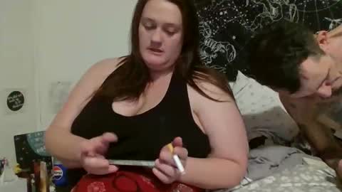 Snapshot of bbwdomqueen chatting on 12-15-25, 05:55 QuEen KeLs online show from 12-15-25, 05:55