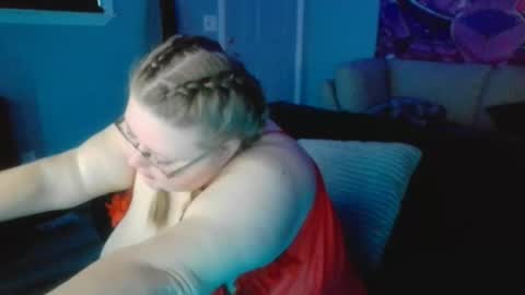Snapshot of bbwgamergirl93 chatting on 09-26-25, 02:54 bbwgamergirl93 online show from 09-26-25, 02:54