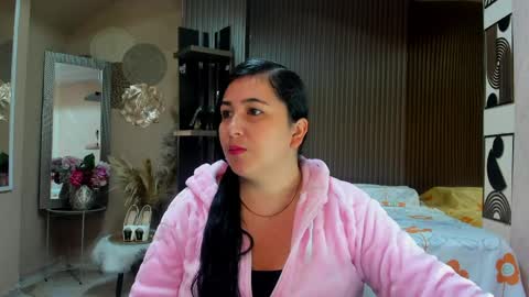 Snapshot of bbwluxurymuse chatting on 05-06-26, 11:26 bbwluxurymuse online show from 05-06-26, 11:26