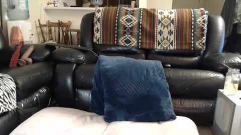 Julie online show from 01-16-25, 12:02