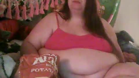 Snapshot of bbwprincesselsie chatting on 03-12-25, 02:09 princess elsie online show from 03-12-25, 02:09