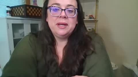 Snapshot of bbwsophiecooks chatting on 05-11-26, 12:00 Sophie BBW online show from 05-11-26, 12:00
