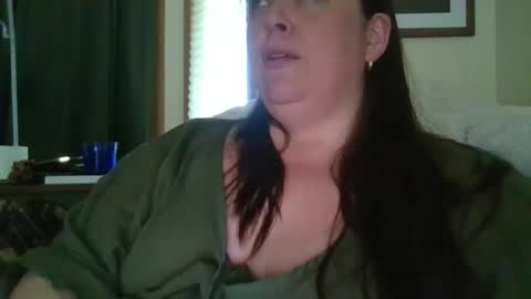 Snapshot of bbwsophiecooks chatting on 05-29-26, 09:57 Sophie BBW online show from 05-29-26, 09:57