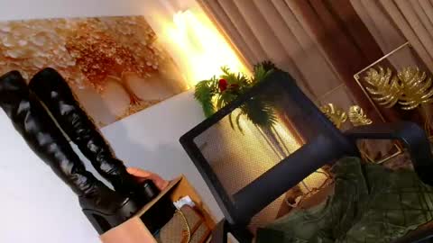 bby_lexielore69 online show from 06-25-26, 11:31