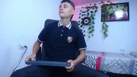 Snapshot of bby_liamm chatting on 01-30-25, 12:16 bby liamm online show from 01-30-25, 12:16