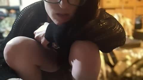 Snapshot of bbybratty94 chatting on 05-23-26, 11:25 bbybratty94 online show from 05-23-26, 11:25