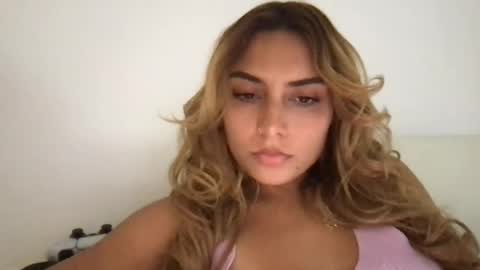 Snapshot of bbypiamia chatting on 08-04-26, 08:55 bbypiamia online show from 08-04-26, 08:55