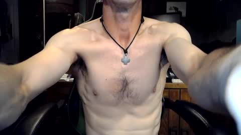 bchillin28 online show from 09-28-25, 05:51