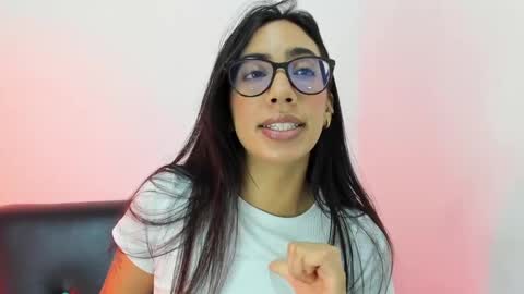 daniela villamizar online show from 12-02-24, 01:35