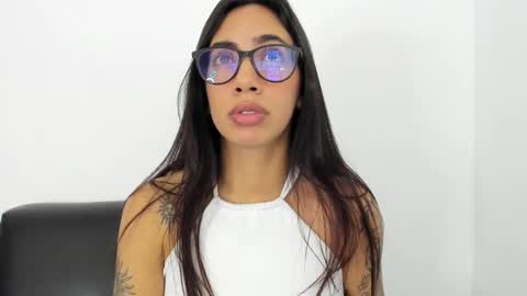 daniela villamizar online show from 12-10-24, 07:22