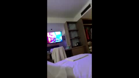 Snapshot of bdrvmark21 chatting on 09-11-25, 02:06 bdrvmark21 online show from 09-11-25, 02:06