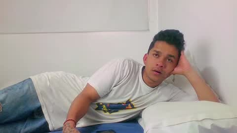 Sara  Juan online show from 12-15-24, 12:06