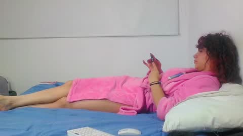 Sara  Juan online show from 12-29-24, 08:11